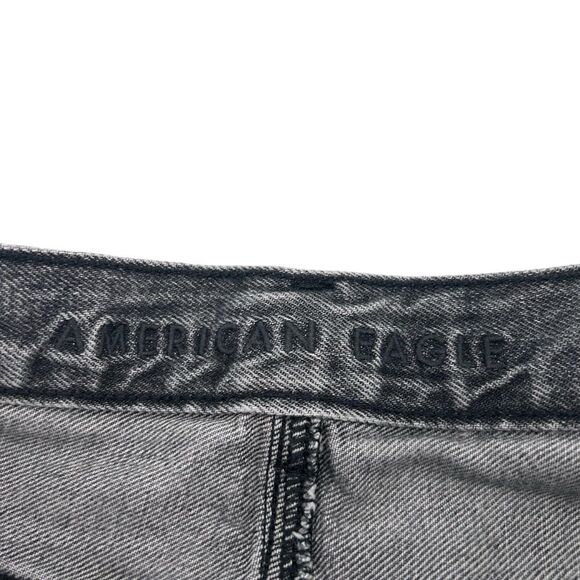 American Eagle highest rise mom jeans size 6 extra short gray distressed - Picture 3 of 7